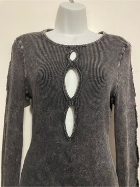Fashion Nova Charcoal Gray Ribbed Keyhole Longe Sleeve Dress